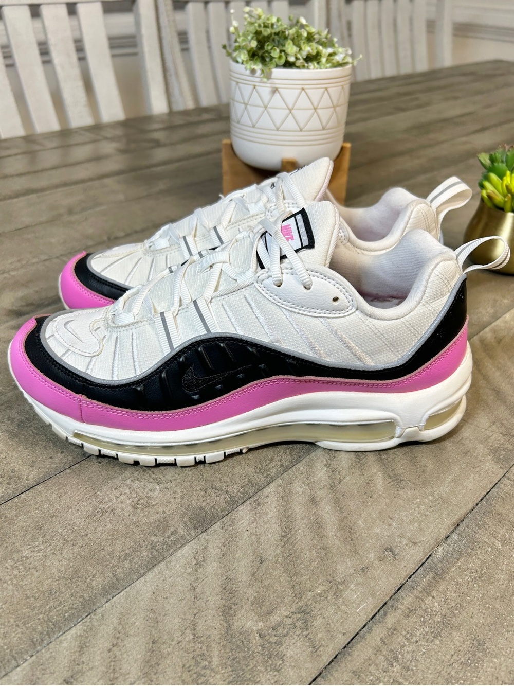 Nike Air Max 98 SE China Rose Pink Sneakers Women’s 9